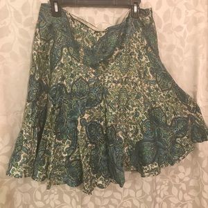 Beautiful Worthington Silk blend skirt